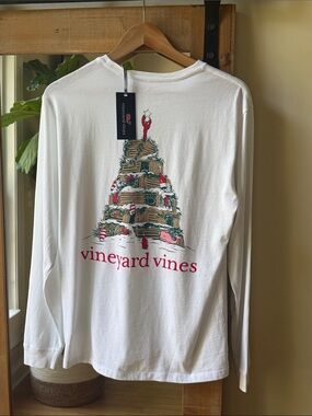 NWT Vineyard Vines Christmas Tree Traps Long Sleeve Pocket Tee Size S